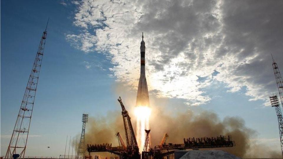 Russia launches 38 satellites for 18 countries