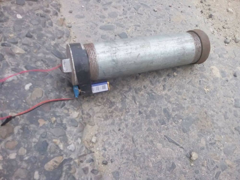 ओखलढुङ्गामा पाइप बम फेला, नेपाली सेनाद्वारा डिस्पोज