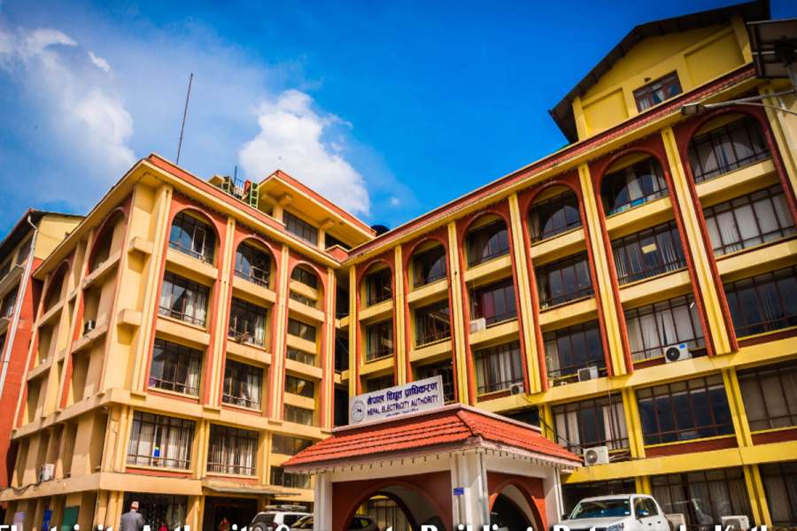लाइन काटेर बक्यौता उठाउँदै प्राधिकरण