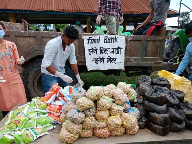 भोकको समस्या टार्न ‘फुड बैङ्क’ स्थापना