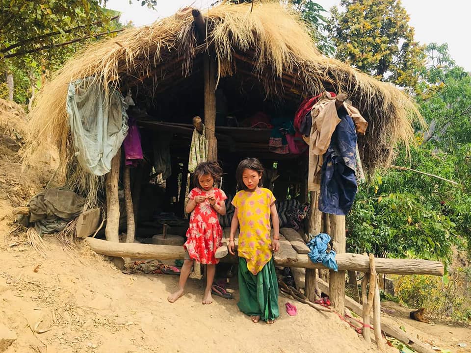 राउटे जातिको भन्दा पनि कम जनसङ्ख्या भएको लोपोन्मुख वनकरिया समुदाय अझै सुकुम्बासी