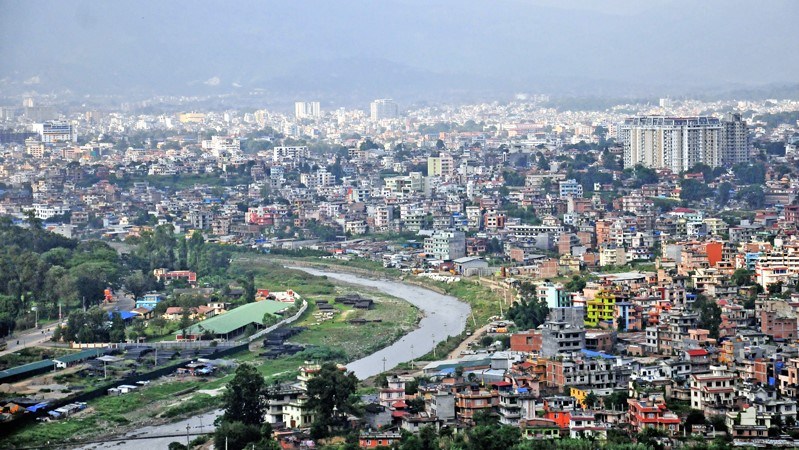 आइतबार काठमाडौँ उपत्यकामा मात्र ९५१ जनामा कोरोना पुष्टि