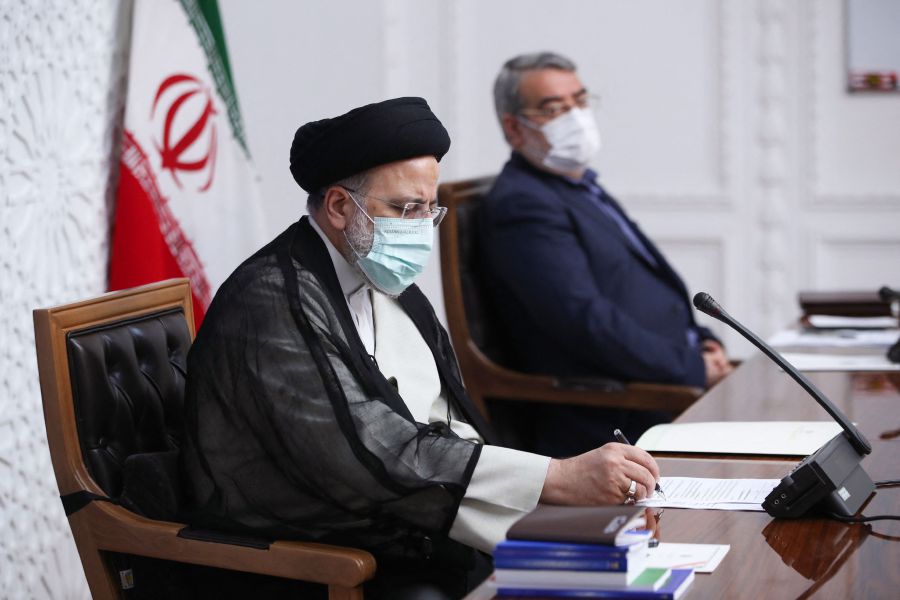 New Iranian president to take oath before parliament