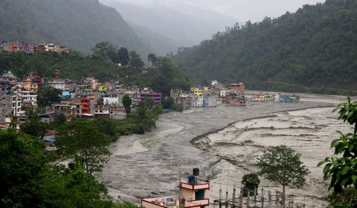 मेलम्ची बाढी अपडेट : सत्र घर टहरा बगायो