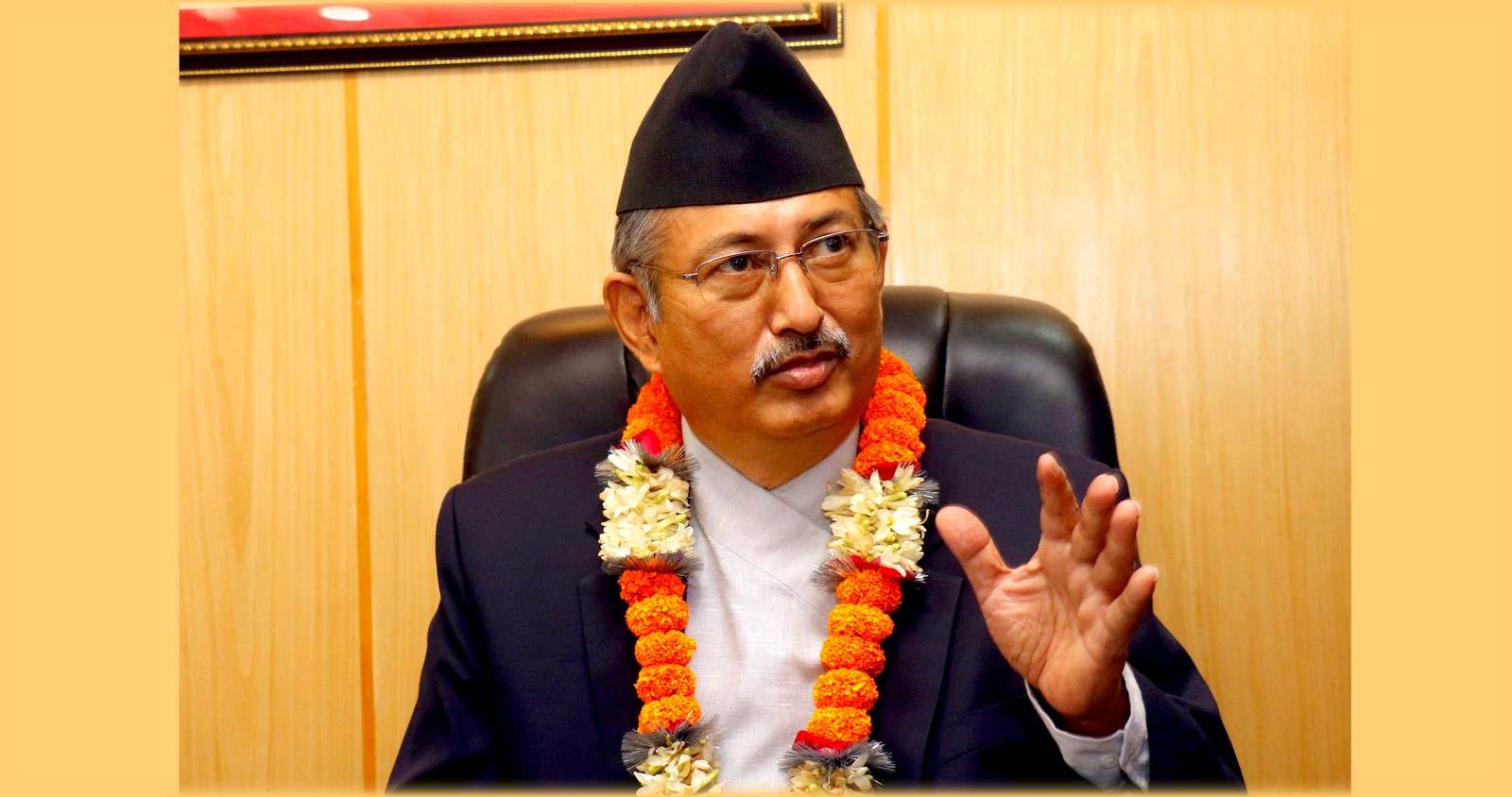 भूमिहीनलाई प्रक्रियागतरुपमा जग्गाको स्वामित्व दिन सरकार तयार छ : गृहमन्त्री खाँण
