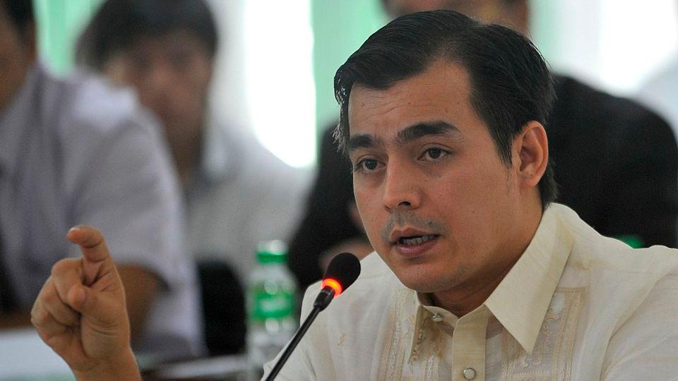 Manila mayor announces bid to run for Philippine president in 2022