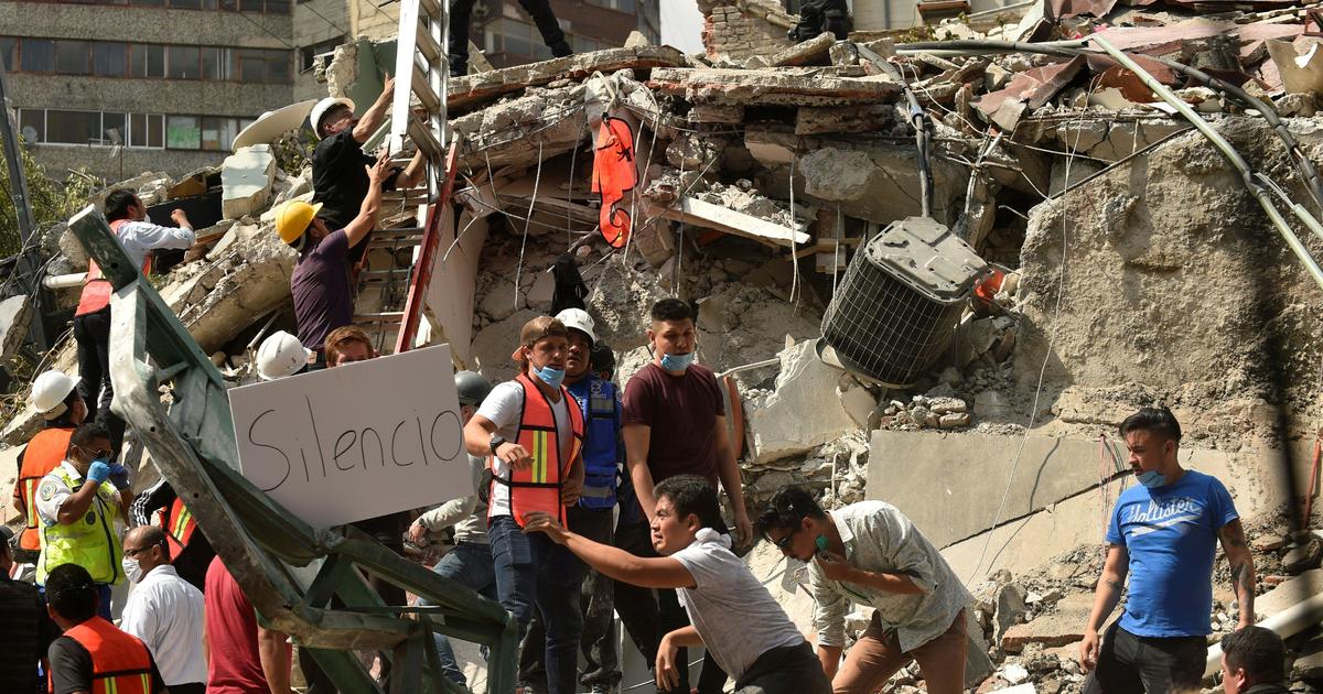 Major earthquake shakes Mexico, leaving one dead