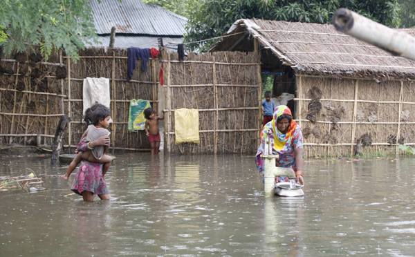 बाढीपीडितलाई  दीर्घकालीन व्यवस्थापन गर्न माग