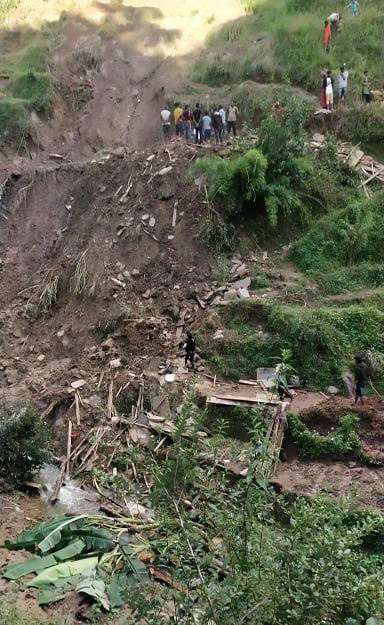 पहिराले मुक्तहलियाको उठिबास