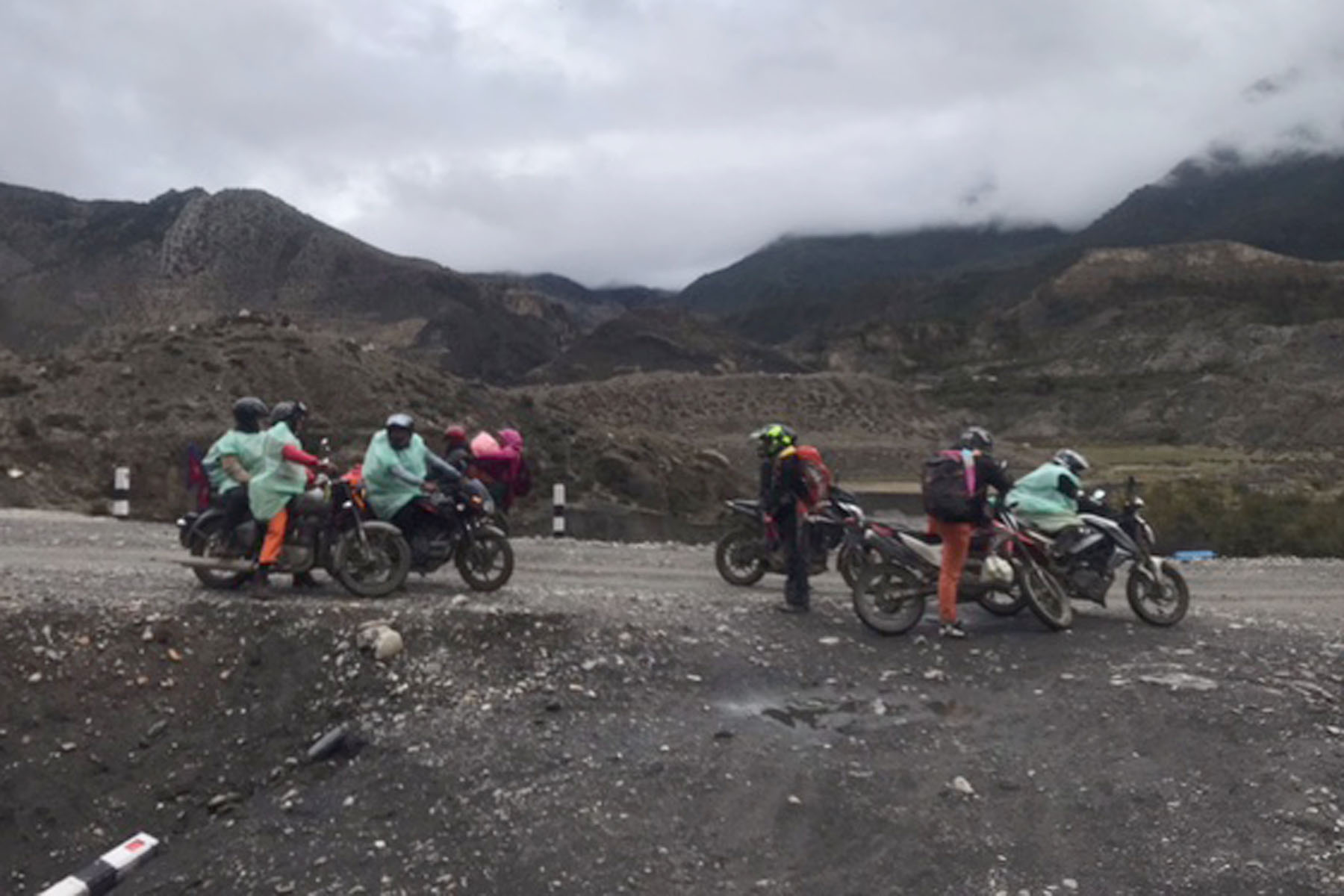 हिमालपारिको जिल्ला मुस्ताङमा बढ्यो चहलपहल