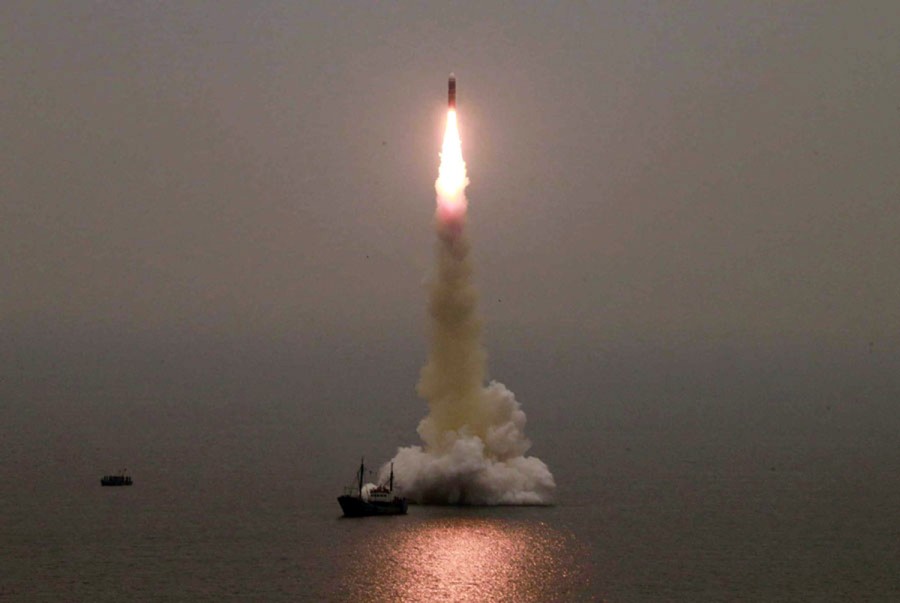 DPRK test-fires new type of submarine-launched ballistic missile: KCNA