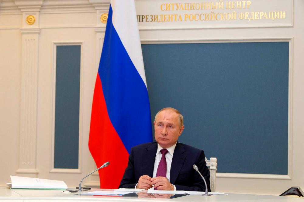 Putin urges mutual recognition of COVID-19 vaccines among G20 members