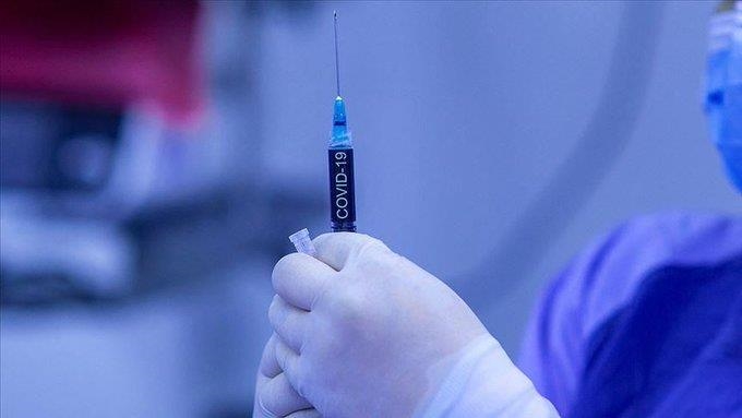UK to offer booster vaccines to all adults by end of January