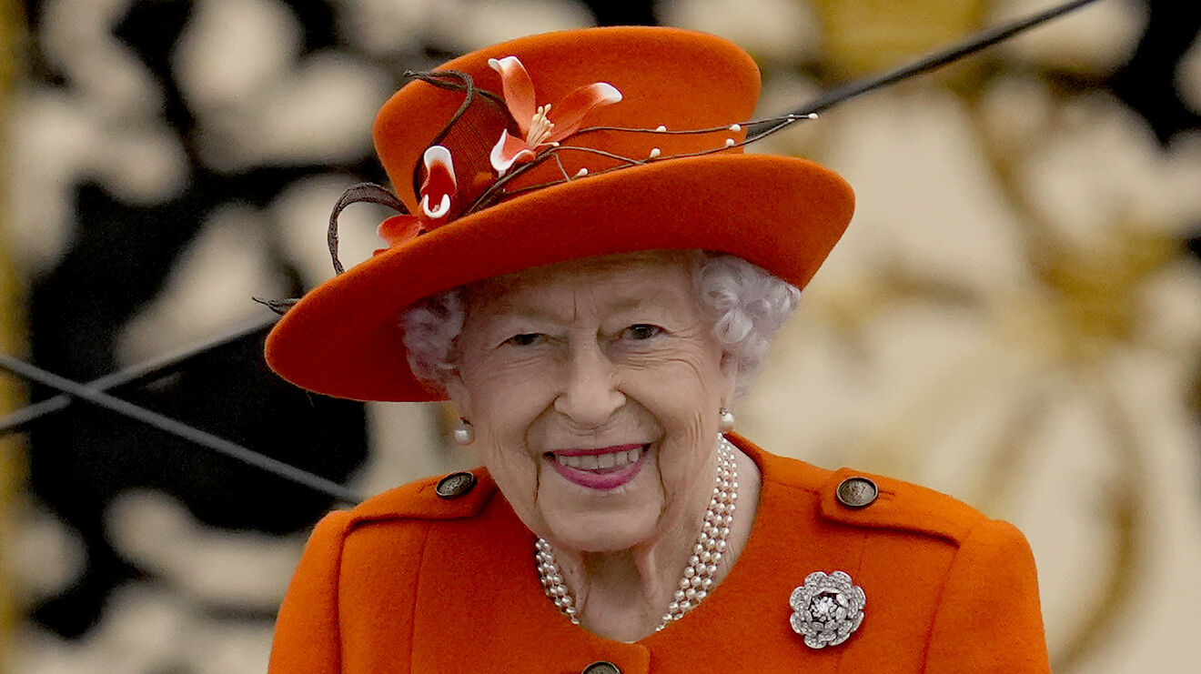 Queen Elizabeth has Covid but symptoms ‘mild’: palace