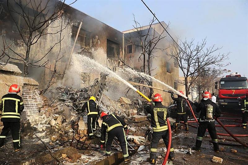 Iranian jet fighter crashes, three killed: state TV