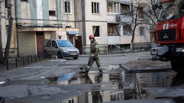 At least six dead in overnight bombing in Ukraine’s Kyiv: AFP 	journalist