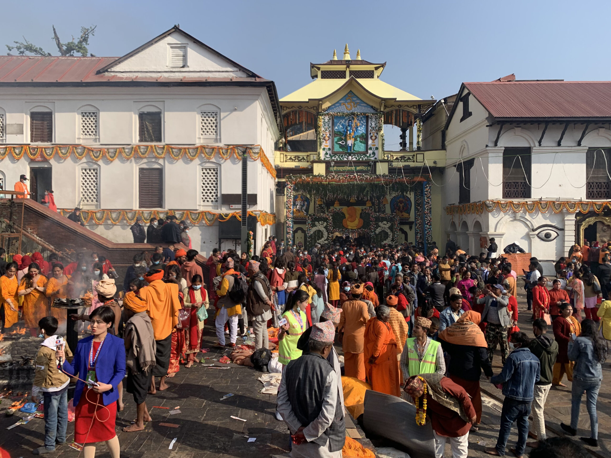 पशुपतिनाथमा सकियो चार प्रहरको पूजा, करिब १० लाखले गरे दर्शन