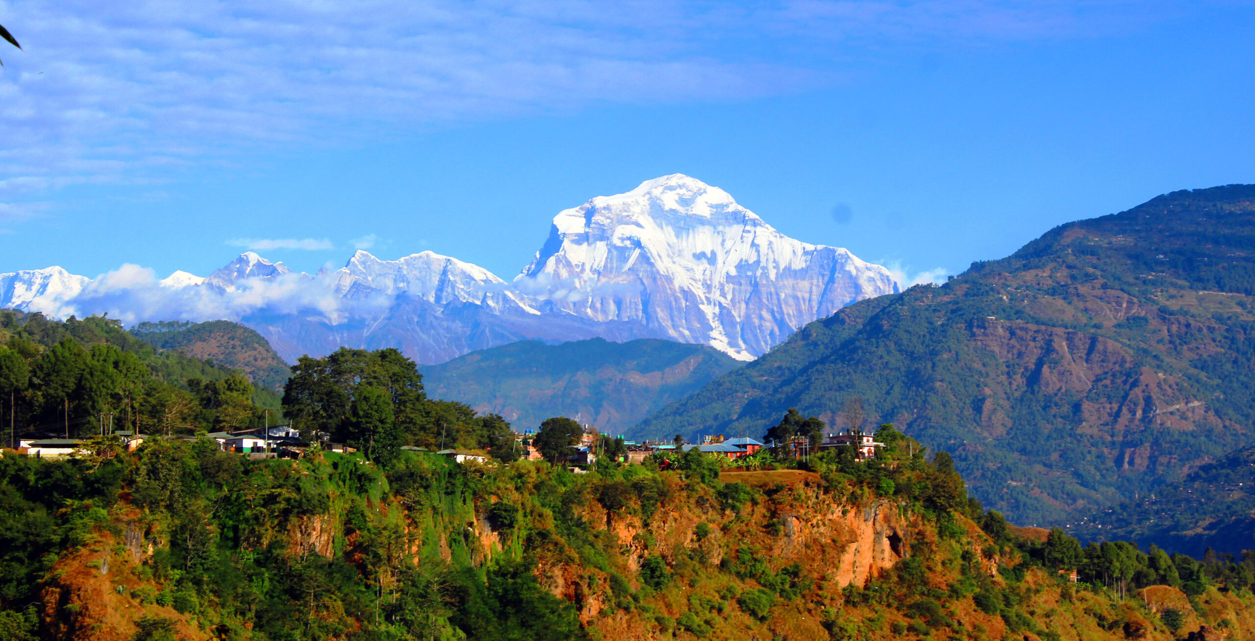 पर्यटन विकासमा फड्को मार्दै धौलागिरि