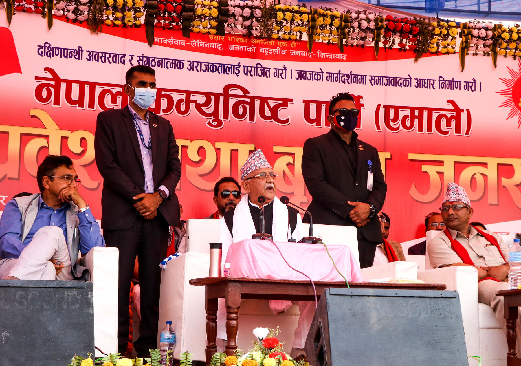 सबै दल मिलेर आए पनि एमालेलाई जित्न सक्दैनन् : अध्यक्ष ओली