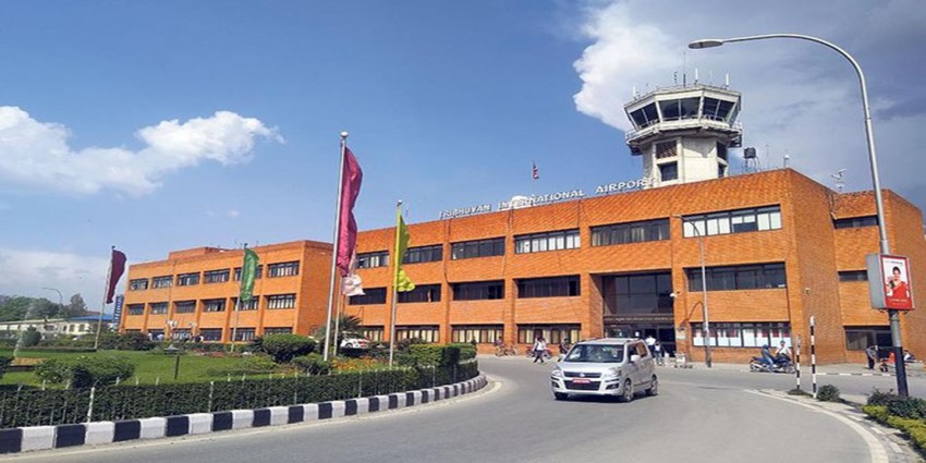 प्रतिकूल मौसमले उडान सामान्य प्रभावित