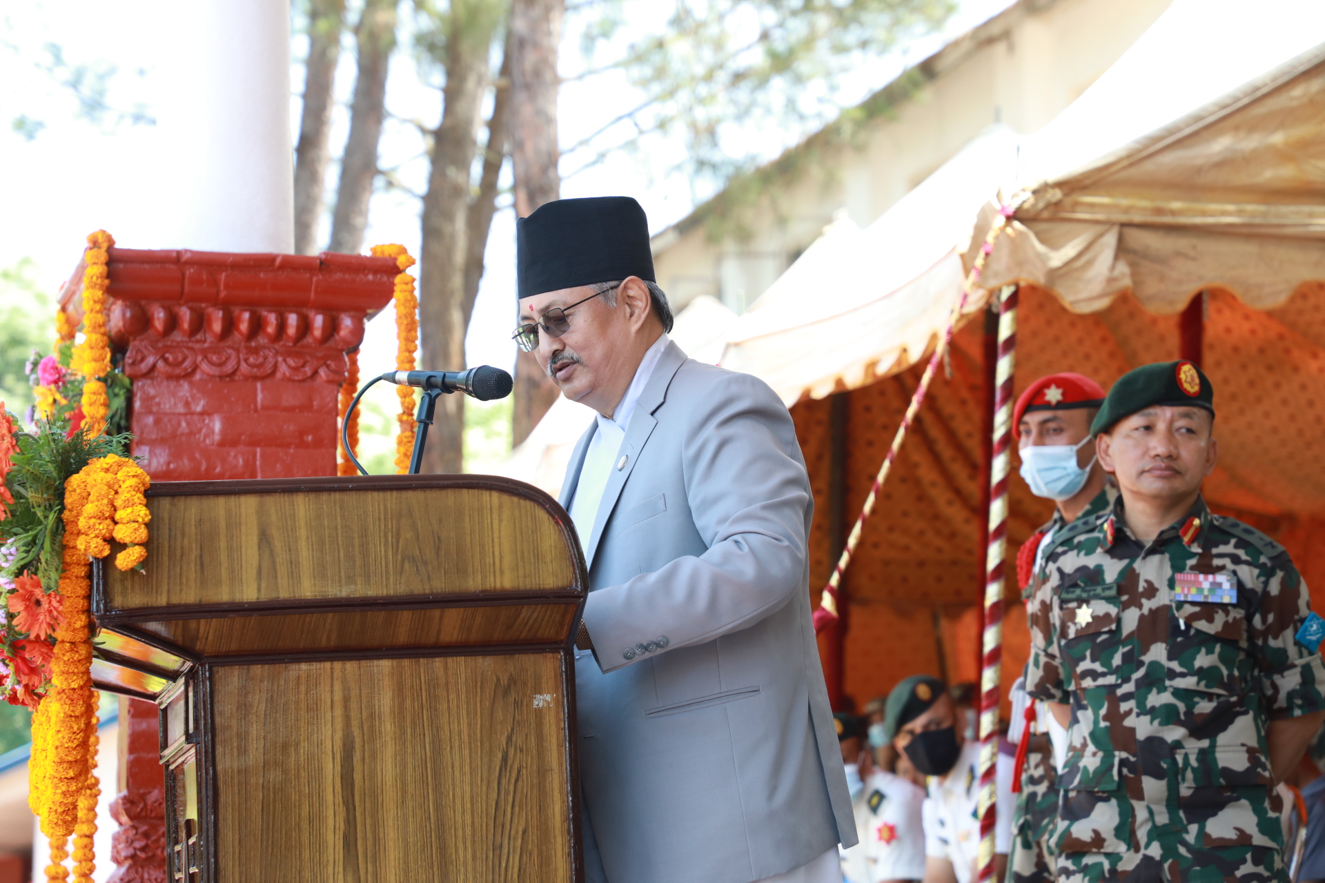 आयोगले गरेका सिफारिसको कार्यान्वयन गर्न सरकार प्रतिबद्ध छ : गृहमन्त्री खाण