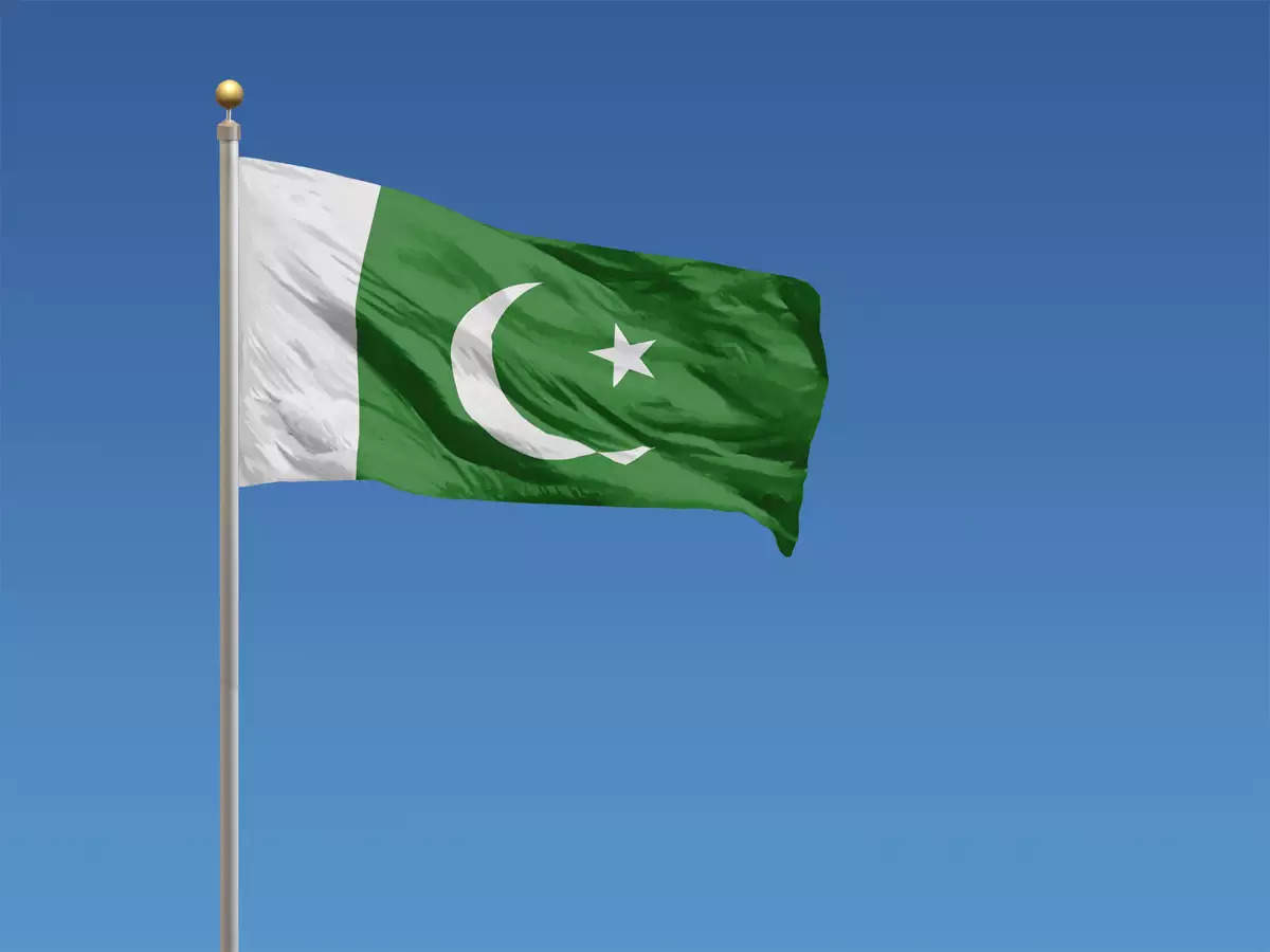 Pakistan bans import of non-essential luxury products to stabilize economy