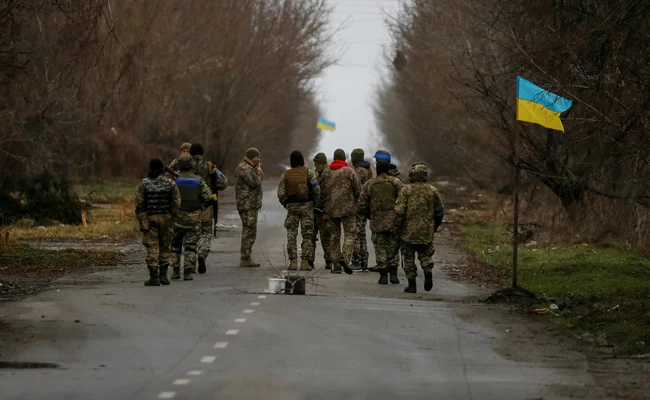 Ukrainian forces pushed back from centre of Severodonetsk: Kyiv