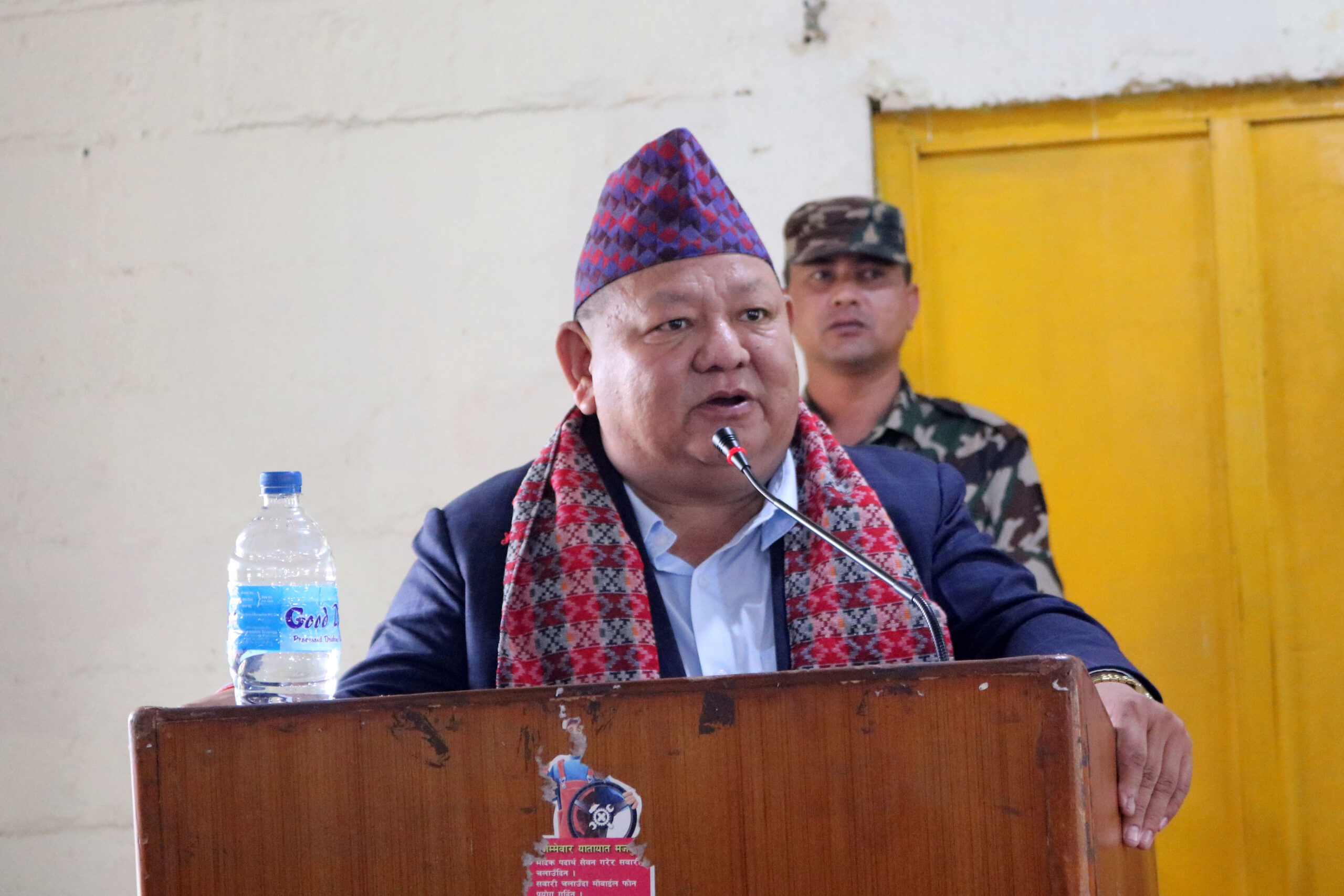 विमानस्थललाई सफाइको नमूना बनाउँछौँ : मन्त्री आले