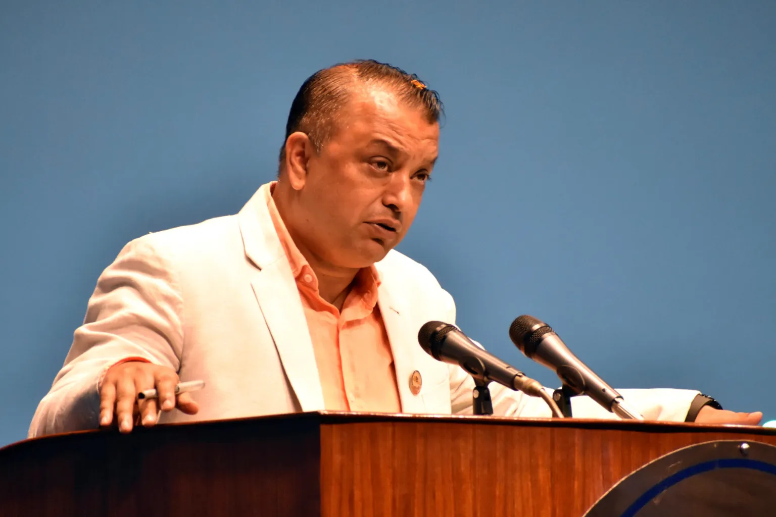 काठमाडौँको फोहर व्यवस्थापनका लागि प्रधानमन्त्रीले  विशेष पहल लिनुपर्छ :  गगन थापा