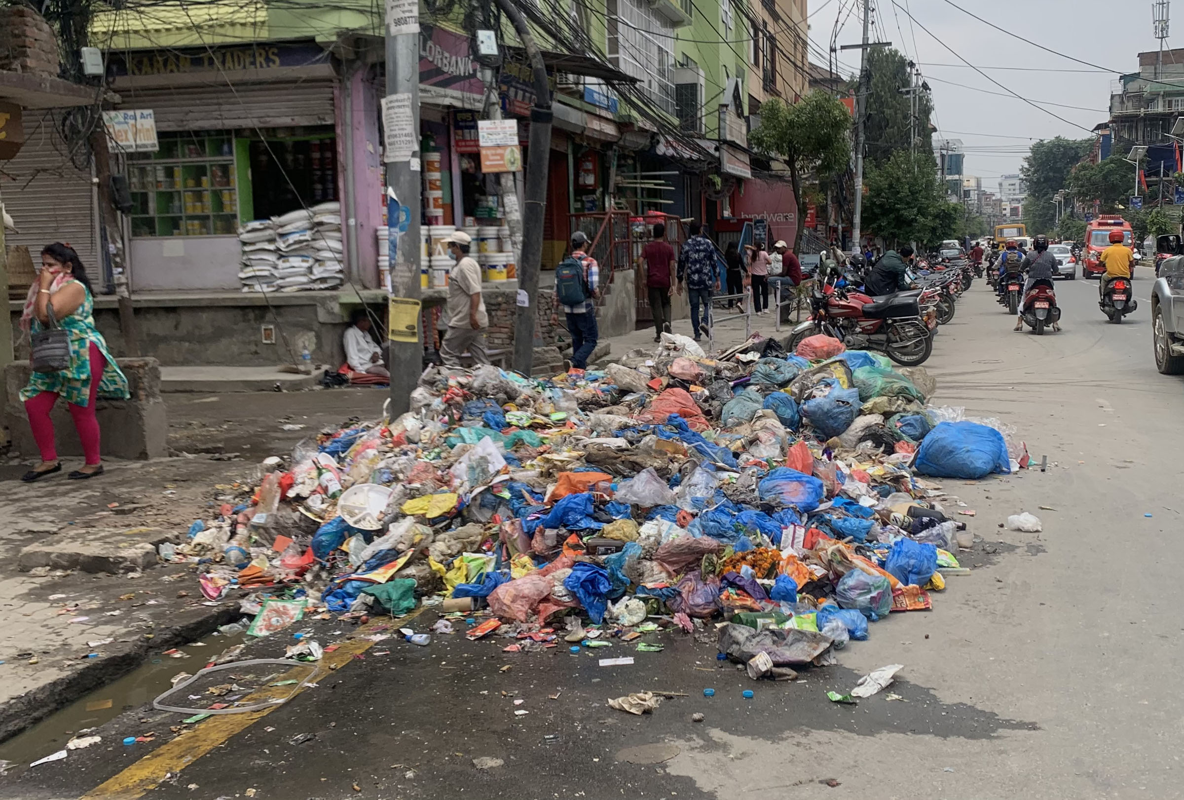 ‘काठमाडौँमा फोहर सङ्कटकालको स्थिति उत्पन्न भइसक्यो’