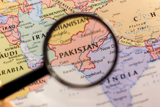 19 killed, 12 injured as bus falls into ditch in SW Pakistan