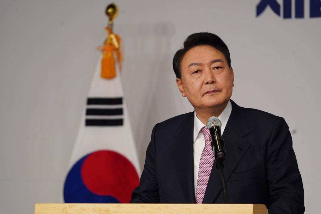 S. Korean president’s approval rating falls to 44.4 pct: poll