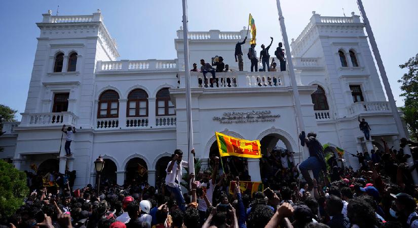 Sri Lanka’s acting president declares nationwide curfew