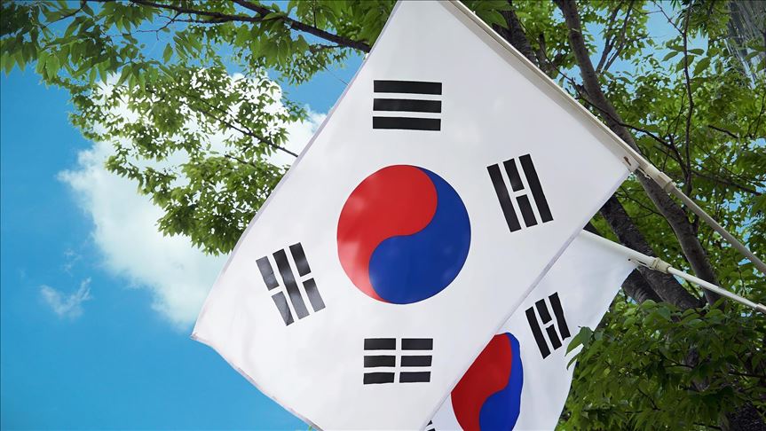 S.Korea reports 76,402 new COVID-19 cases