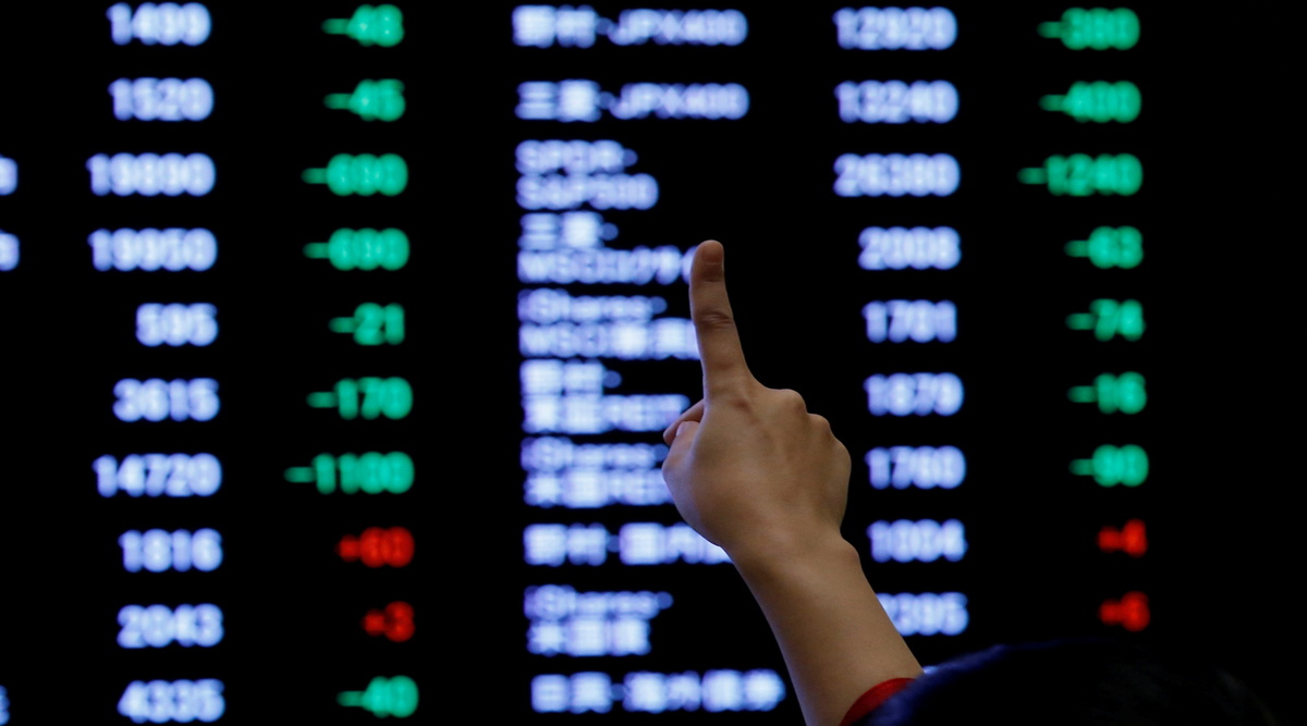 Asian markets rise as traders weigh rates outlook, China data
