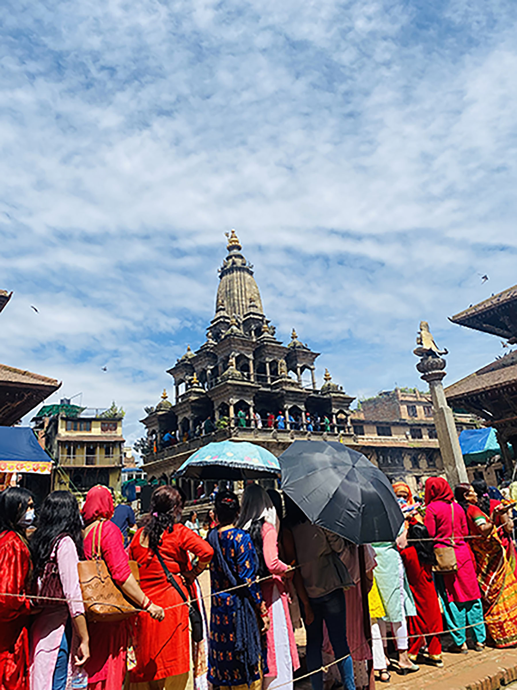 पाटनको कृष्ण मन्दिरमा उल्लेख्य भक्तजन