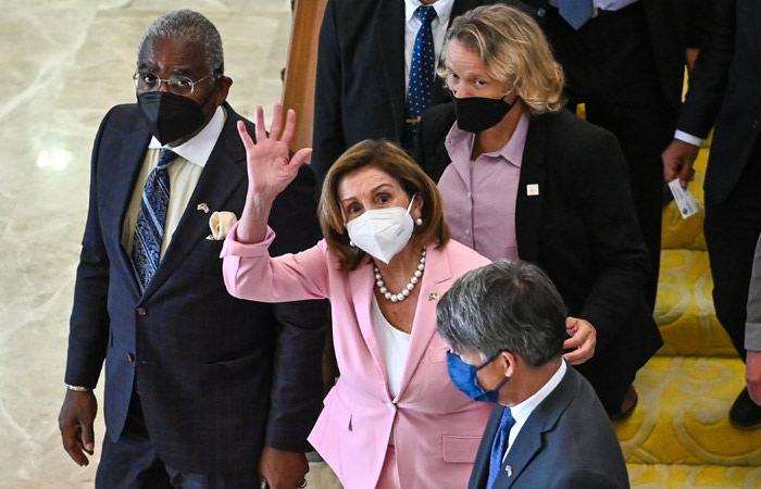 Pelosi arrives in Malaysia, tensions rise over Taiwan visit