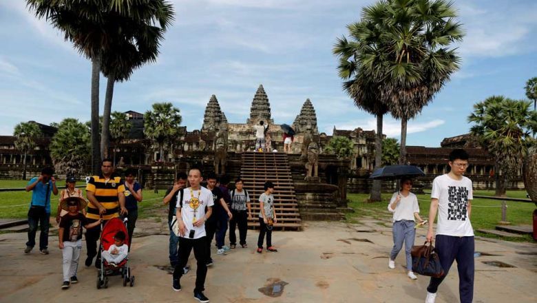 Cambodia records 1.13 million air passengers in first 8 months: official