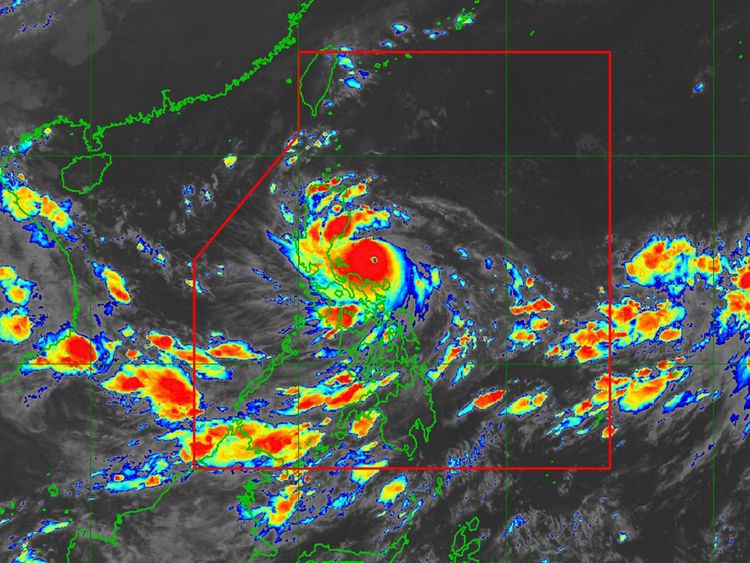 Super Typhoon Noru barrels towards Philippines