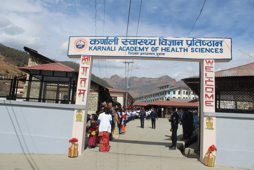 काममा फर्किए कर्णाली स्वास्थ्य विज्ञानका चिकित्सक