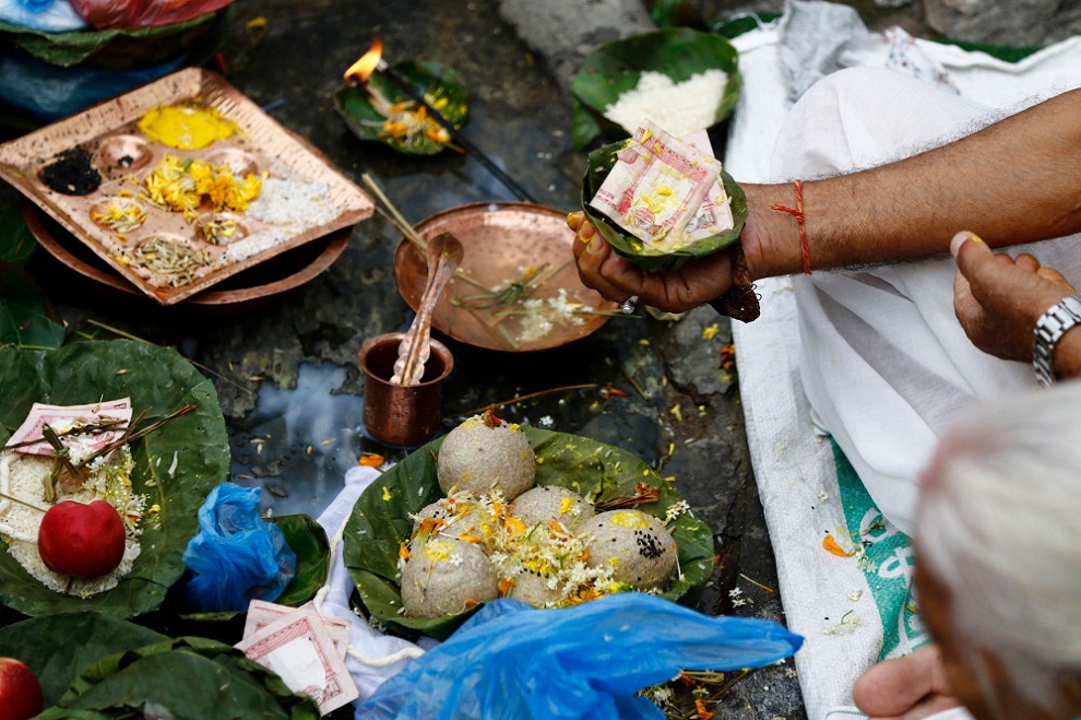 सोह्र श्राद्ध सुरु: पितृप्रति सम्मान