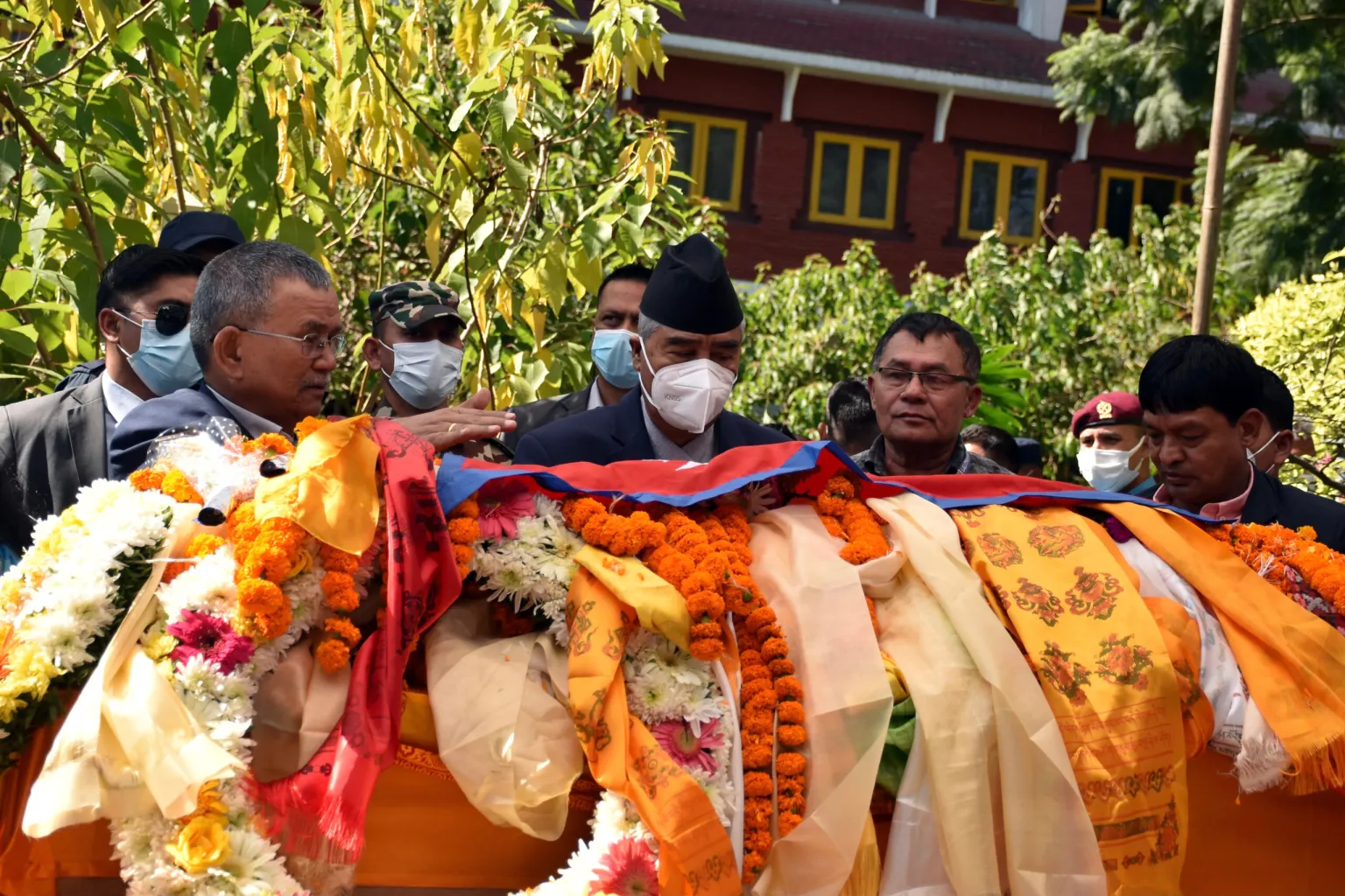 प्रधानमन्त्रीद्वारा वाङ्मय शताब्दी पुरुष जोशीप्रति श्रद्धाञ्जलि अर्पण