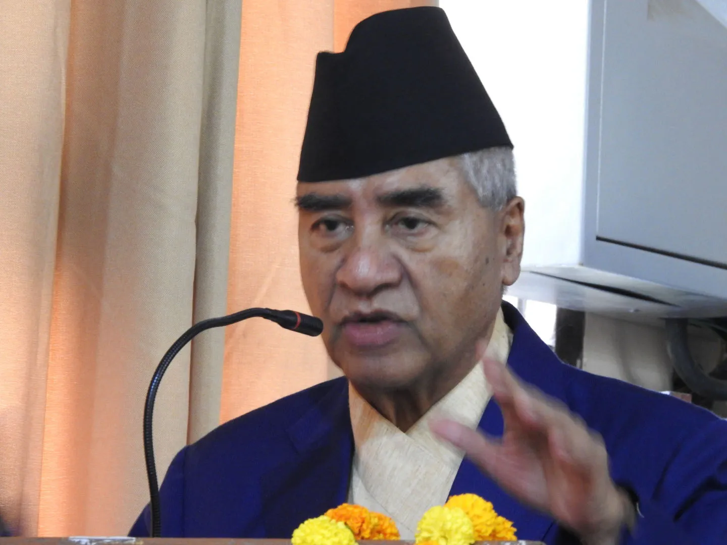 सहजरूपमा लगानी गर्नसक्ने वातावरण बनाउन सरकार प्रतिबद्ध छ : प्रम देउवा