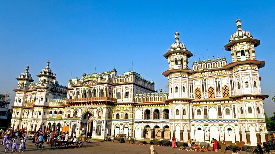 जनकपुरधाम महेत्सवमा सर्वसाधारणको घुइँचो