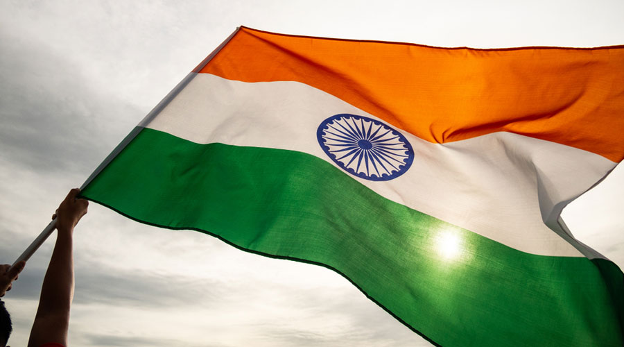 Indian man burns himself to death in language protest