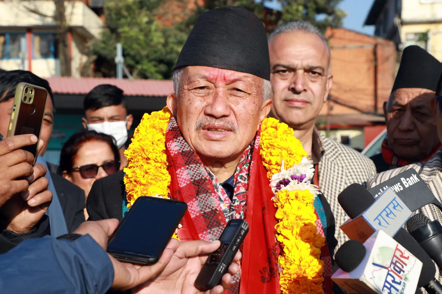 जुनसुकै भूमिका निर्वाह गर्न  हामी तयार छौँ : उपाध्यक्ष नेम्वाङ