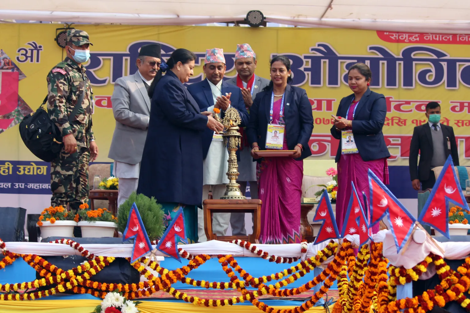 उद्यमी र किसान नै मुलुकको आर्थिक विकासको मेरुदण्ड : राष्ट्रपति भण्डारी