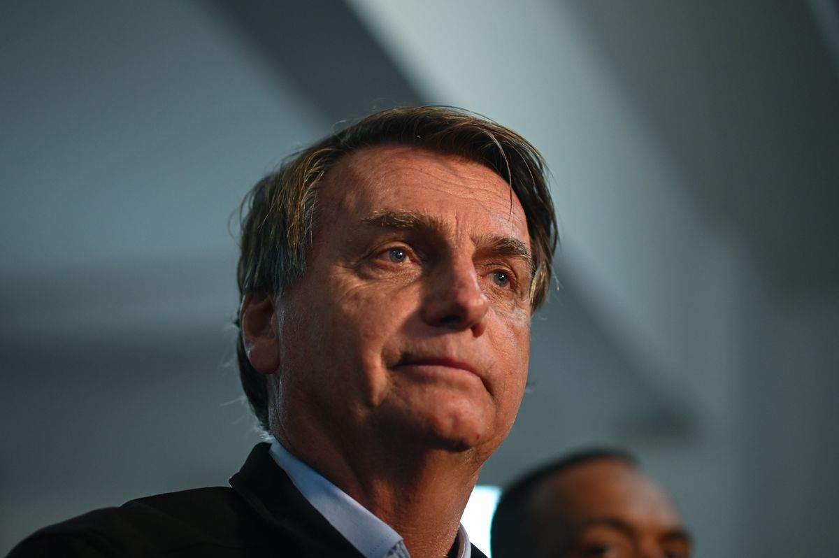 Brazil’s Bolsonaro applies for 6-month U.S. visitor visa