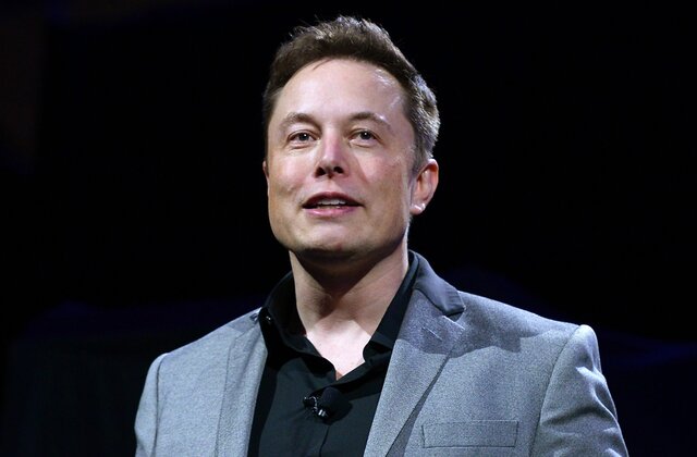 Elon Musk defiantly defends himself in Tesla tweet trial