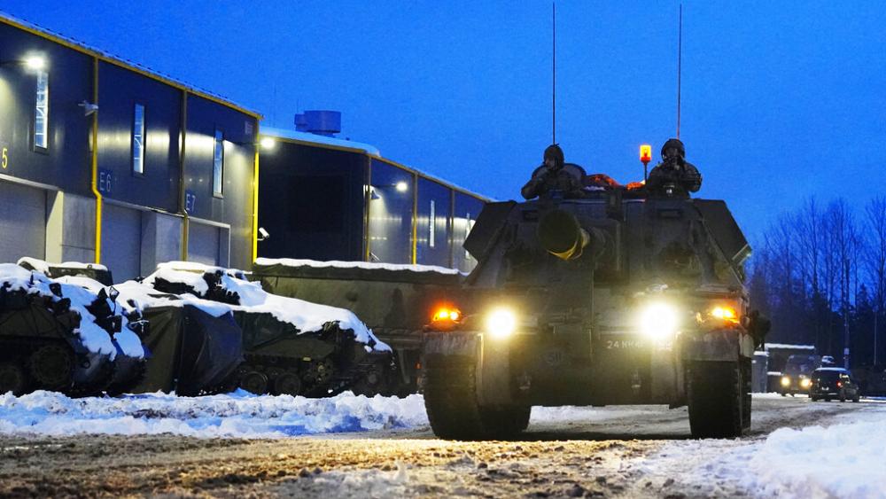 Defense leaders meet amid dissent over tanks for Ukraine